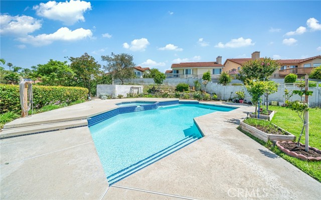 Detail Gallery Image 39 of 60 For 24300 Knoll Ct, Diamond Bar,  CA 91765 - 5 Beds | 3 Baths