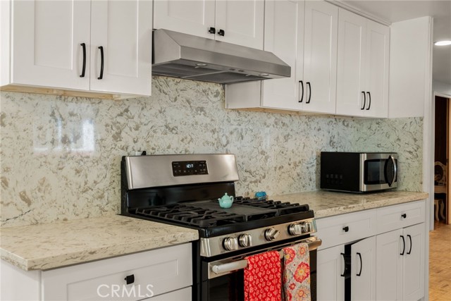 36200 Paradise Ranch Road, Castaic CA: https://media.crmls.org/medias/cda0b3d3-dad4-44f7-8325-2df5c625616b.jpg