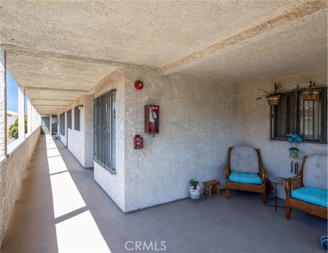 Detail Gallery Image 17 of 25 For 11943 Grevillea Ave, Hawthorne,  CA 90250 - – Beds | – Baths