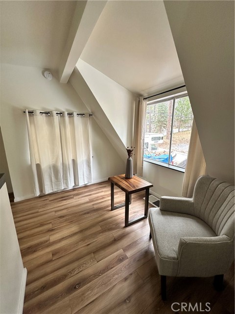 32064 Hunsaker Way, Running Springs CA: https://media.crmls.org/medias/cda207dd-b014-45b1-8fe8-de128abc4b96.jpg