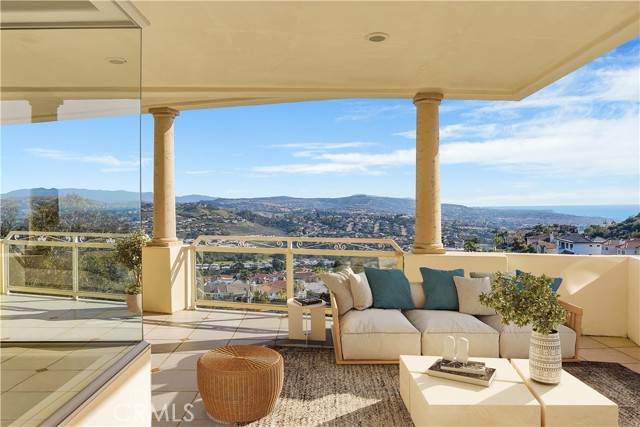 Detail Gallery Image 21 of 70 For 66 Marbella, San Clemente,  CA 92673 - 5 Beds | 4/1 Baths