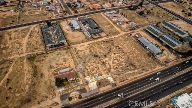 16211 Bear Valley, Hesperia CA: https://media.crmls.org/medias/cda28586-1d29-43a0-b5f9-b368b3f589e3.jpg