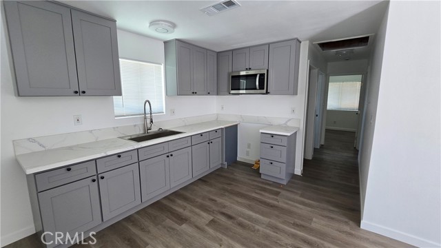 1505 W 7th Street, San Bernardino CA: https://media.crmls.org/medias/cda2a13d-0b4f-45e7-b6a1-9f662c48482c.jpg
