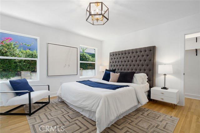 Detail Gallery Image 31 of 64 For 1027 S Lucerne Bld, Los Angeles,  CA 90019 - 4 Beds | 4 Baths