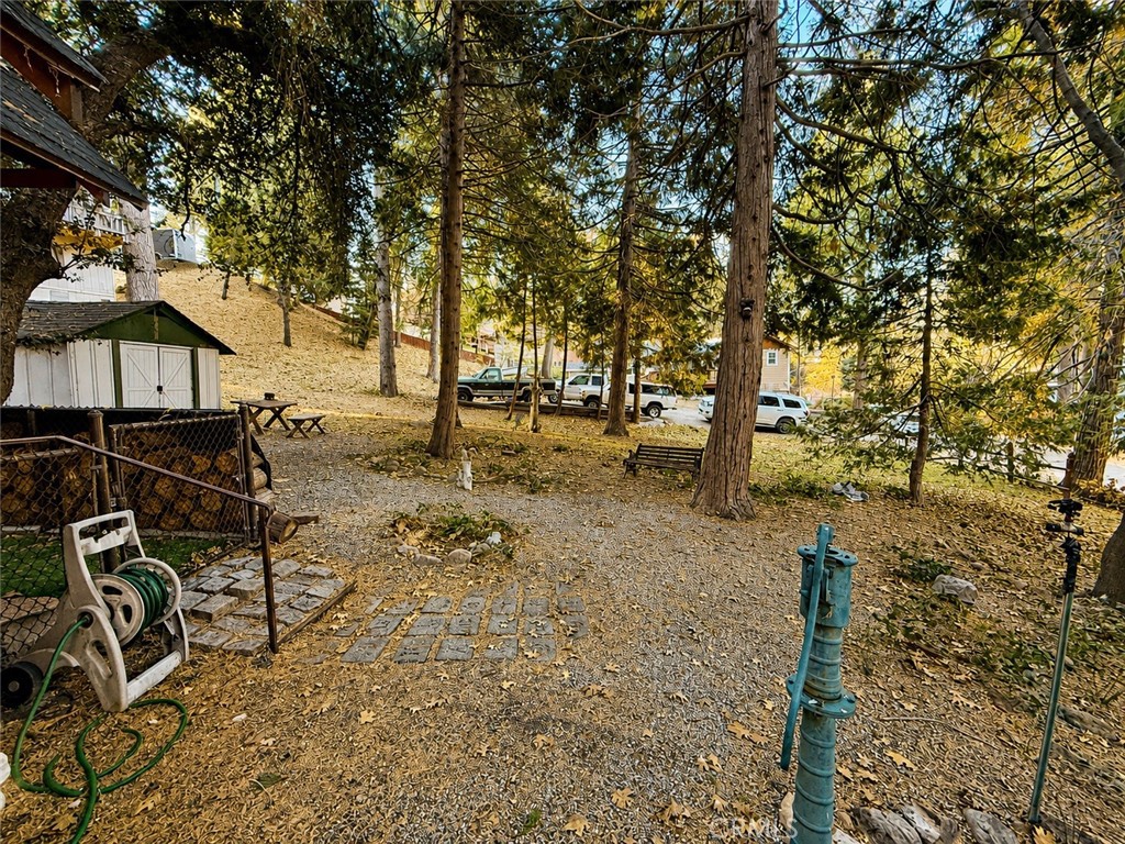 https://media.crmls.org/medias/cda3cd71-f0b7-485c-8712-cf86ccdeac55.jpg?preset=X-Large