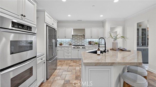 Detail Gallery Image 9 of 51 For 4 via Belleza, San Clemente,  CA 92673 - 5 Beds | 3 Baths