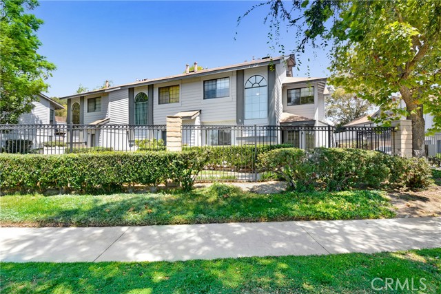 863 W 34th Street, Long Beach CA: https://media.crmls.org/medias/cda44153-7e60-4f32-99c6-64bb66d829f0.jpg