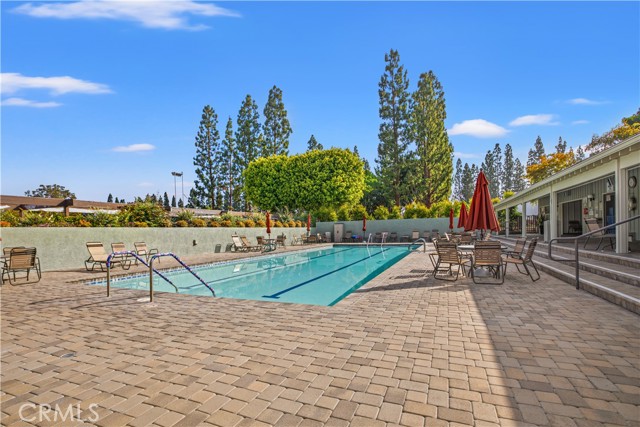 5200 Irvine Blvd., Irvine CA: https://media.crmls.org/medias/cda4b133-df3e-42e4-9460-4785edc11838.jpg
