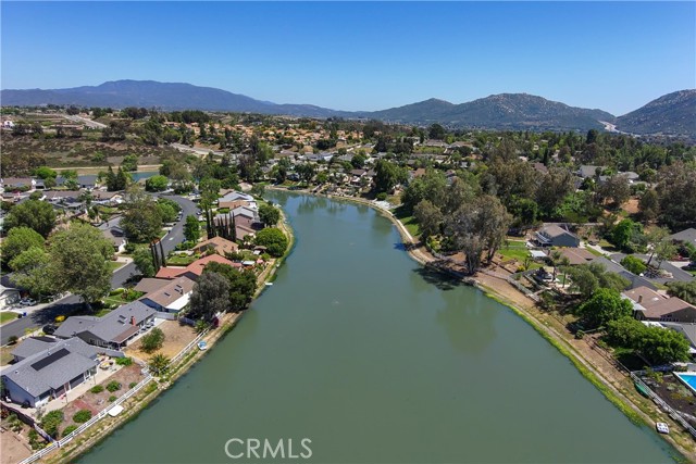 29911 Cactus Place, Temecula CA: https://media.crmls.org/medias/cda568d2-04d1-47f8-b90e-e51fe4ad8fd9.jpg