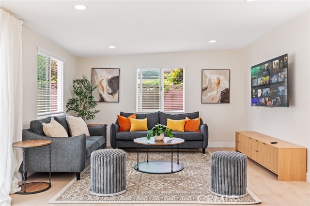 Detail Gallery Image 15 of 38 For 13502 Jackson St, Westminster,  CA 92683 - 5 Beds | 3 Baths