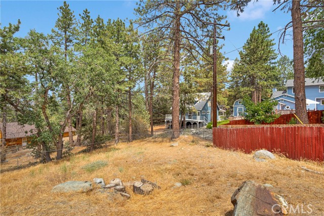 Detail Gallery Image 26 of 30 For 5435 Heath Creek Dr, Wrightwood,  CA 92397 - 3 Beds | 2/1 Baths