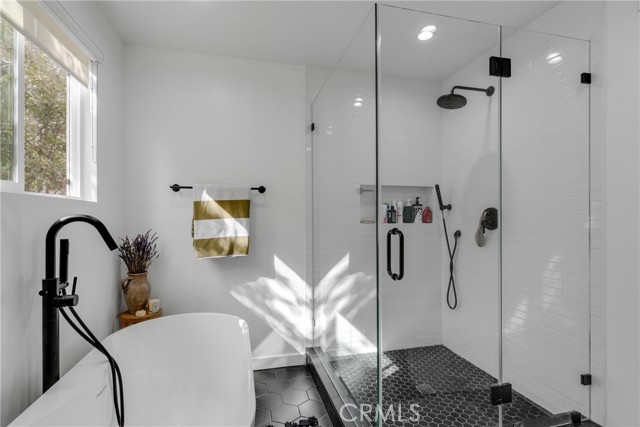 Detail Gallery Image 15 of 20 For 23936 Nomar, Woodland Hills,  CA 91367 - 3 Beds | 2 Baths