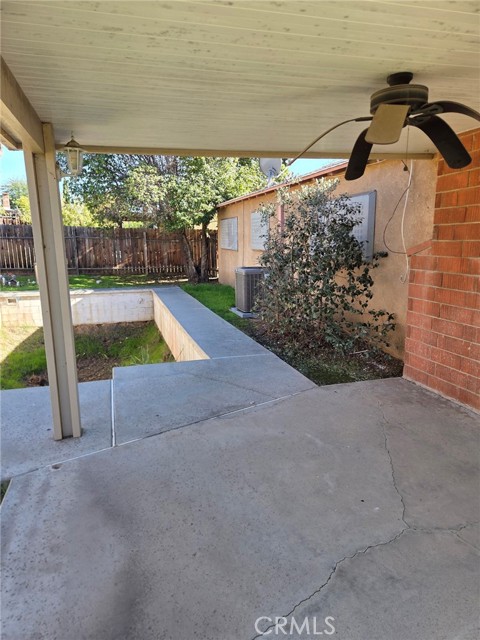 Detail Gallery Image 11 of 11 For 24638 Hemlock Ave, Moreno Valley,  CA 92557 - 4 Beds | 2/1 Baths