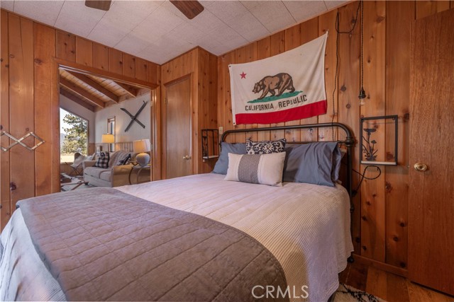 Detail Gallery Image 20 of 40 For 835 Jaybird Ln, Big Bear Lake,  CA 92315 - 3 Beds | 2/1 Baths