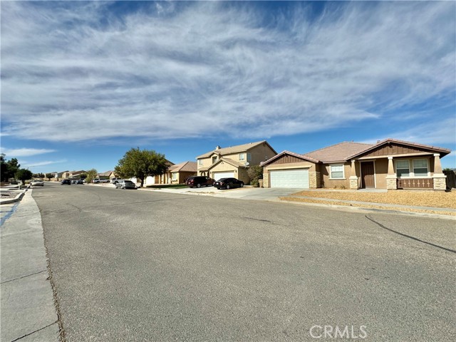 Detail Gallery Image 19 of 24 For 13232 Newport St, Hesperia,  CA 92344 - 4 Beds | 2 Baths