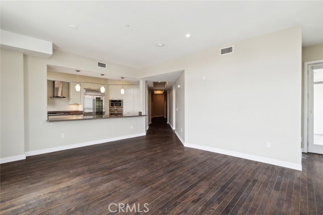 Detail Gallery Image 7 of 71 For 619 Caruso Ave, Glendale,  CA 91210 - 2 Beds | 3 Baths