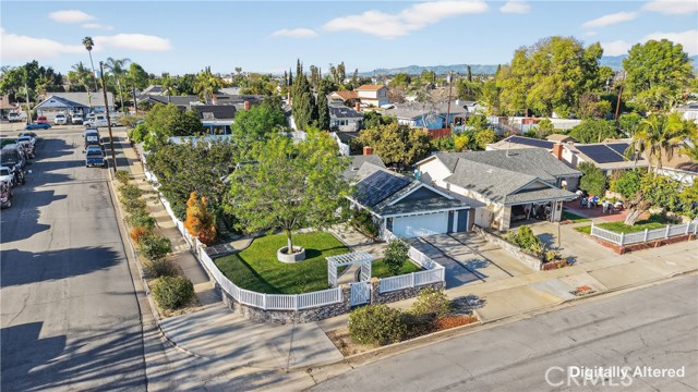 Detail Gallery Image 2 of 36 For 24221 Ankerton, Lake Forest,  CA 92630 - 3 Beds | 2 Baths