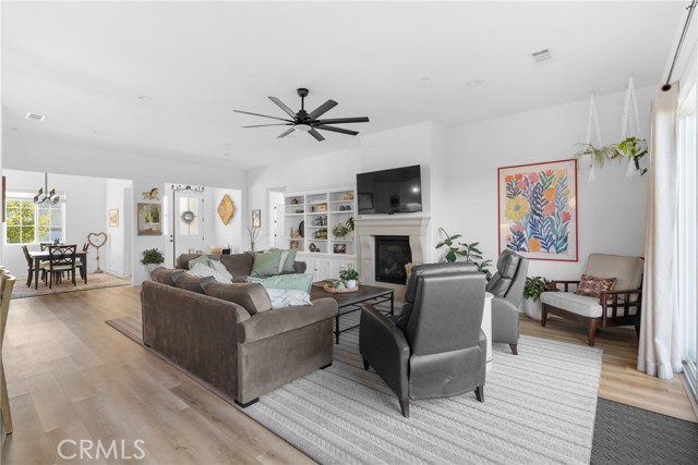 Detail Gallery Image 8 of 44 For 1464 Blush Ln, Santa Maria,  CA 93455 - 4 Beds | 3/1 Baths