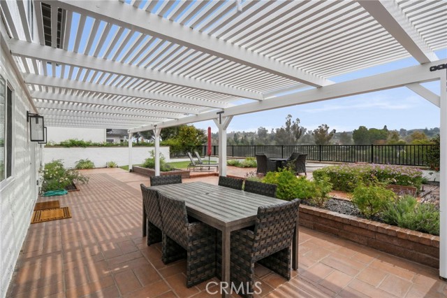 24362 Via Santa Clara, Mission Viejo CA: https://media.crmls.org/medias/cda9ee0a-4fa5-4a38-a826-2e273219fb83.jpg