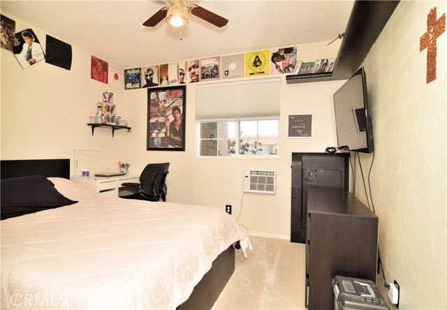 Detail Gallery Image 14 of 21 For 39334 Willowvale Rd, Palmdale,  CA 93551 - 3 Beds | 2 Baths