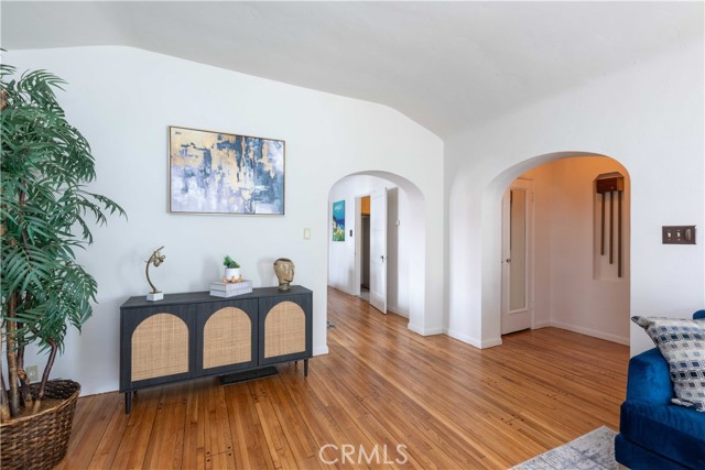 Image 7 of 35 For 3730 Walnut Avenue