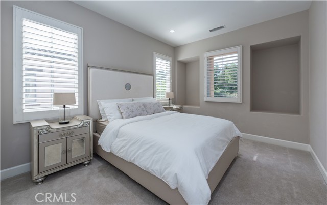 Detail Gallery Image 21 of 34 For 60 Trotter, Irvine,  CA 92602 - 4 Beds | 3 Baths