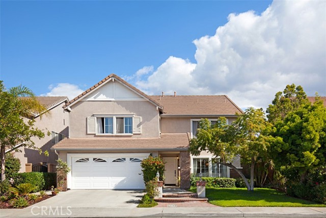 Detail Gallery Image 2 of 43 For 19 Tennessee, Irvine,  CA 92606 - 4 Beds | 2/1 Baths