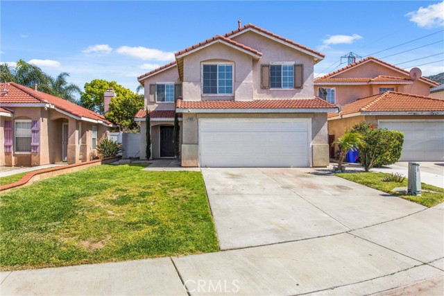 Detail Gallery Image 2 of 36 For 11355 Tondela St, Fontana,  CA 92337 - 5 Beds | 2/1 Baths