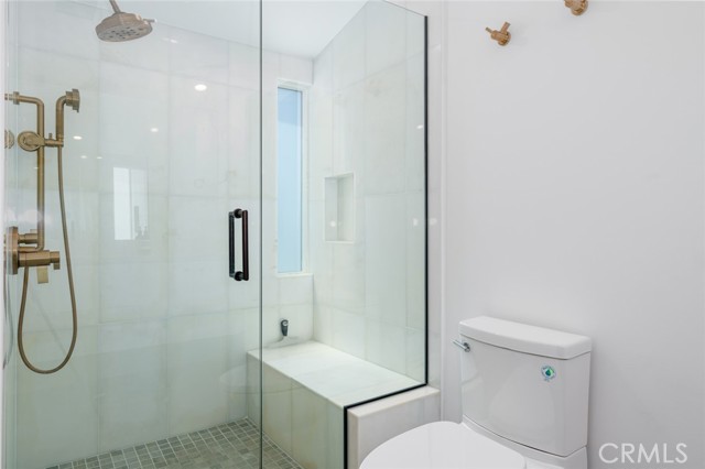 619 1/2 marguerite, Corona del Mar CA: https://media.crmls.org/medias/cdab53a7-2780-4c8f-b3e7-5503211a5f83.jpg