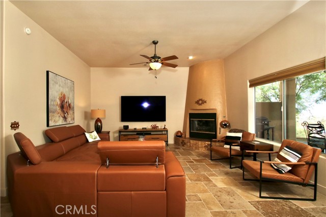 7125 Sunny Vista Road, Joshua Tree CA: https://media.crmls.org/medias/cdab944e-2096-495c-a3b1-387015bbe4b3.jpg