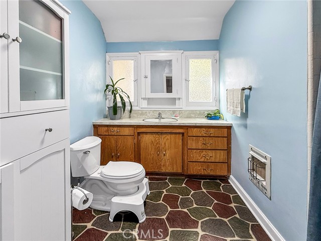 Detail Gallery Image 14 of 31 For 2544 Hermosa, Montrose,  CA 91020 - 2 Beds | 1 Baths