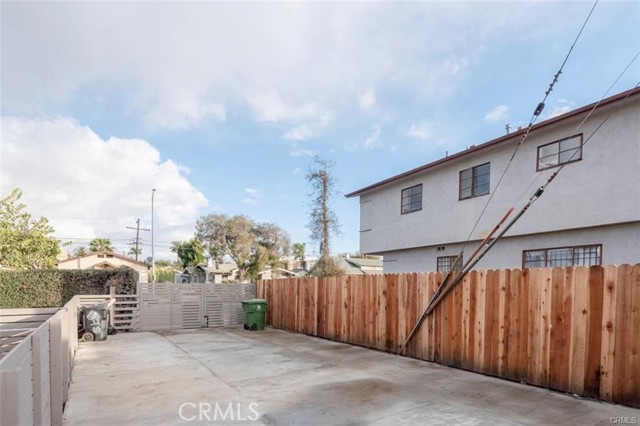 Detail Gallery Image 33 of 35 For 1613 West Bld, Los Angeles,  CA 90019 - 3 Beds | 2/1 Baths