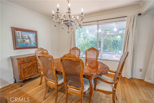 Detail Gallery Image 10 of 42 For 19210 Lahey St #2,  Porter Ranch,  CA 91326 - 3 Beds | 2/1 Baths