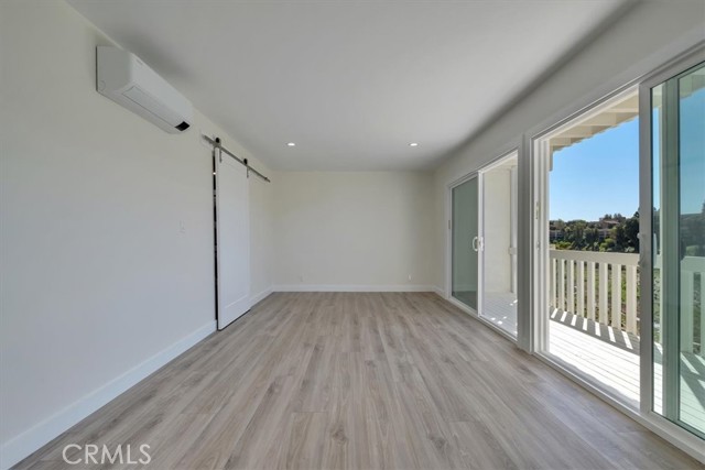 Detail Gallery Image 26 of 32 For 745 Domingo #4,  Newport Beach,  CA 92660 - 2 Beds | 2 Baths