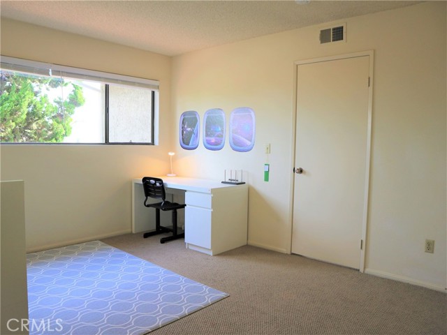 Bedroom 3/Den