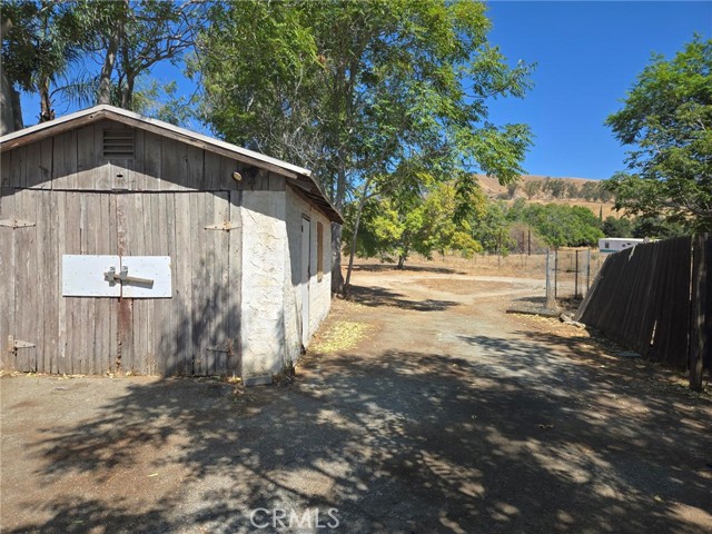 Detail Gallery Image 5 of 12 For 619 Gilman, Banning,  CA 92220 - 3 Beds | 2 Baths