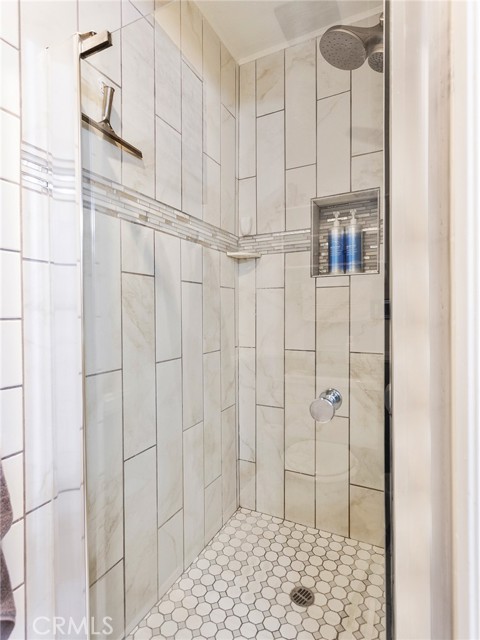 Detail Gallery Image 21 of 41 For 24637 Trevino Dr, Valencia,  CA 91355 - 3 Beds | 2/1 Baths
