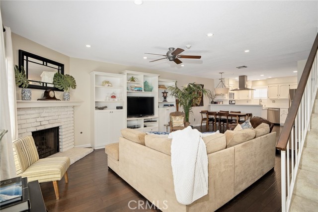 1921 Carnegie Lane, Redondo Beach, California 90278, 2 Bedrooms Bedrooms, ,2 BathroomsBathrooms,Residential,Sold,Carnegie,SB21208044