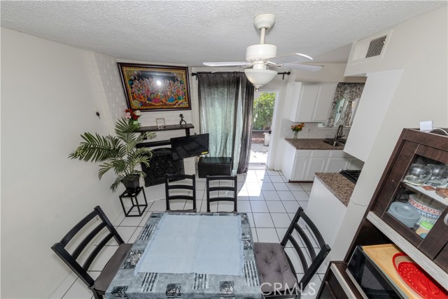 Detail Gallery Image 11 of 32 For 1800 W Gramercy Ave, Anaheim,  CA 92801 - 3 Beds | 2 Baths