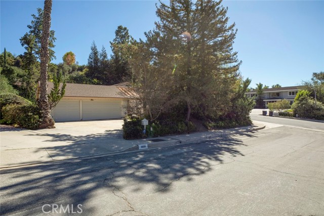 3600 Shannon Way photo 3