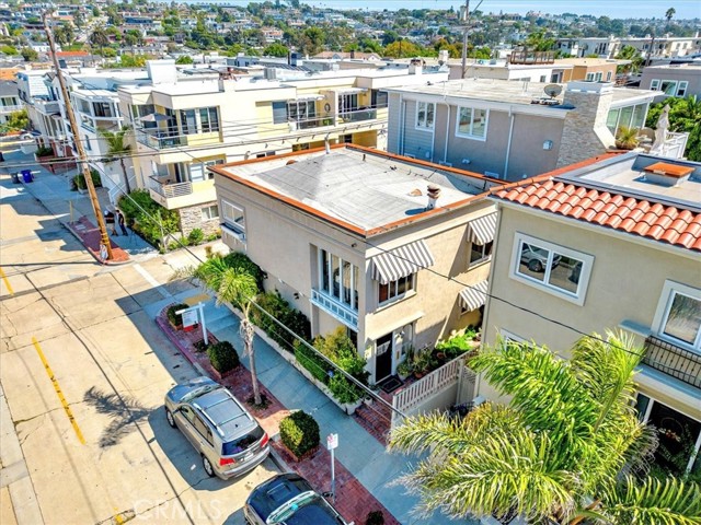 308 2nd Street, Manhattan Beach, California 90266, 2 Bedrooms Bedrooms, ,2 BathroomsBathrooms,Residential,Sold,2nd,PW23185431