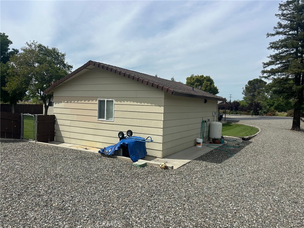 6211 County Road 12