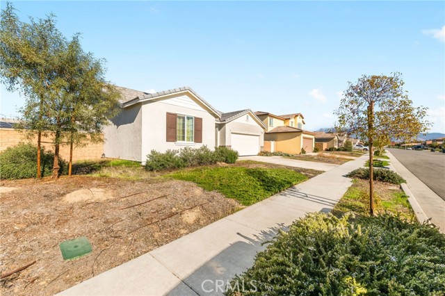 Detail Gallery Image 5 of 55 For 468 Bristolwood, Hemet,  CA 92543 - 3 Beds | 2 Baths