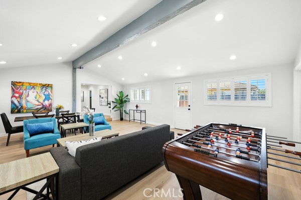 15605 Kervin Avenue, Paramount CA: https://media.crmls.org/medias/cdb3947e-28f6-4d6c-9092-3b60da38dca2.jpg
