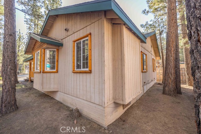 Detail Gallery Image 26 of 29 For 817 E Barker, Big Bear City,  CA 92314 - 3 Beds | 2 Baths