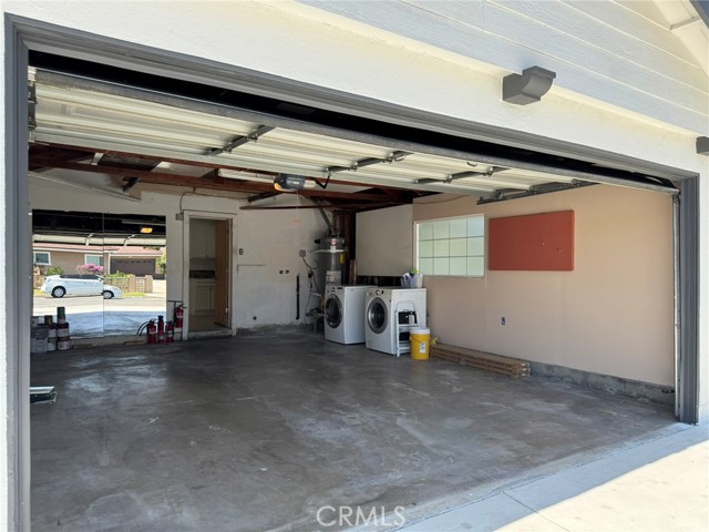 16408 Hayland Street, La Puente CA: https://media.crmls.org/medias/cdb64d1e-cbfc-423e-92db-ea88606ead50.jpg