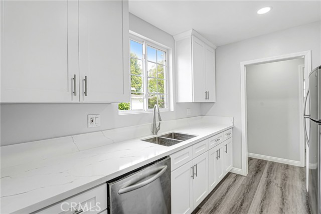 Detail Gallery Image 8 of 25 For 12119 Norwalk, Norwalk,  CA 90650 - 3 Beds | 2 Baths