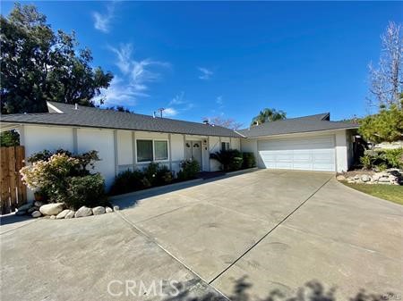 133 S Lone Hill Avenue, Glendora CA: https://media.crmls.org/medias/cdb763a6-4eb8-445d-aa62-9f1701c07103.jpg