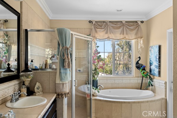 Detail Gallery Image 25 of 44 For 216 Navarra Way, Santa Maria,  CA 93454 - 5 Beds | 4 Baths