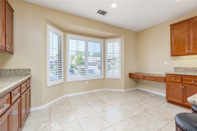 Detail Gallery Image 10 of 43 For 454 Glacier Park, Beaumont,  CA 92223 - 3 Beds | 2 Baths